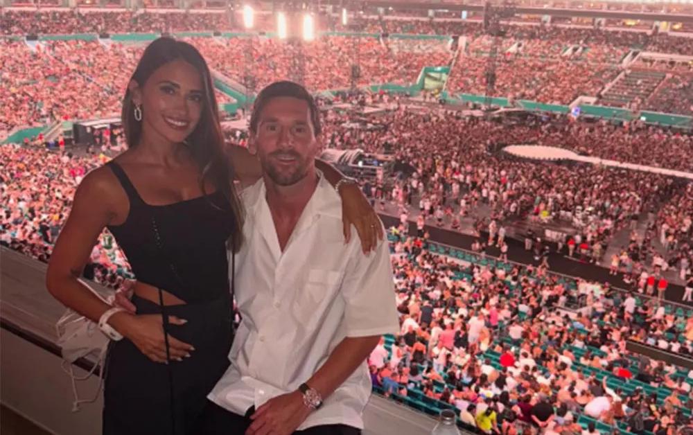 Lionel Messi on the Kiss Cam During Coldplay’s Concert in Miami