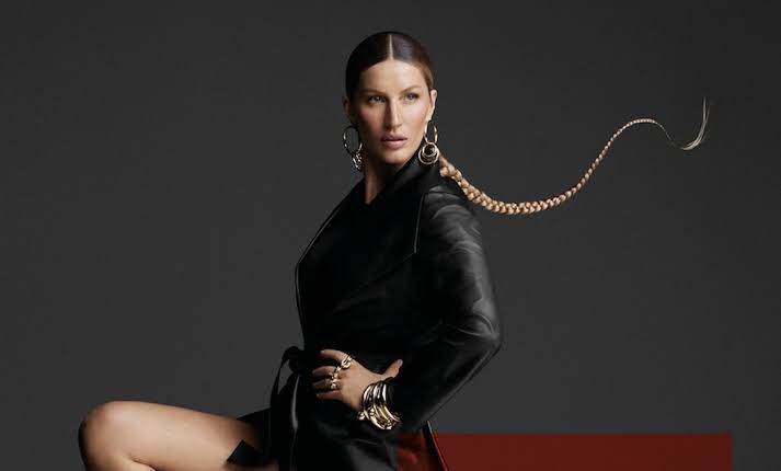 Gisele Bündchen takes over Miami: the supermodel’s fiery comeback in a daring leather campaign