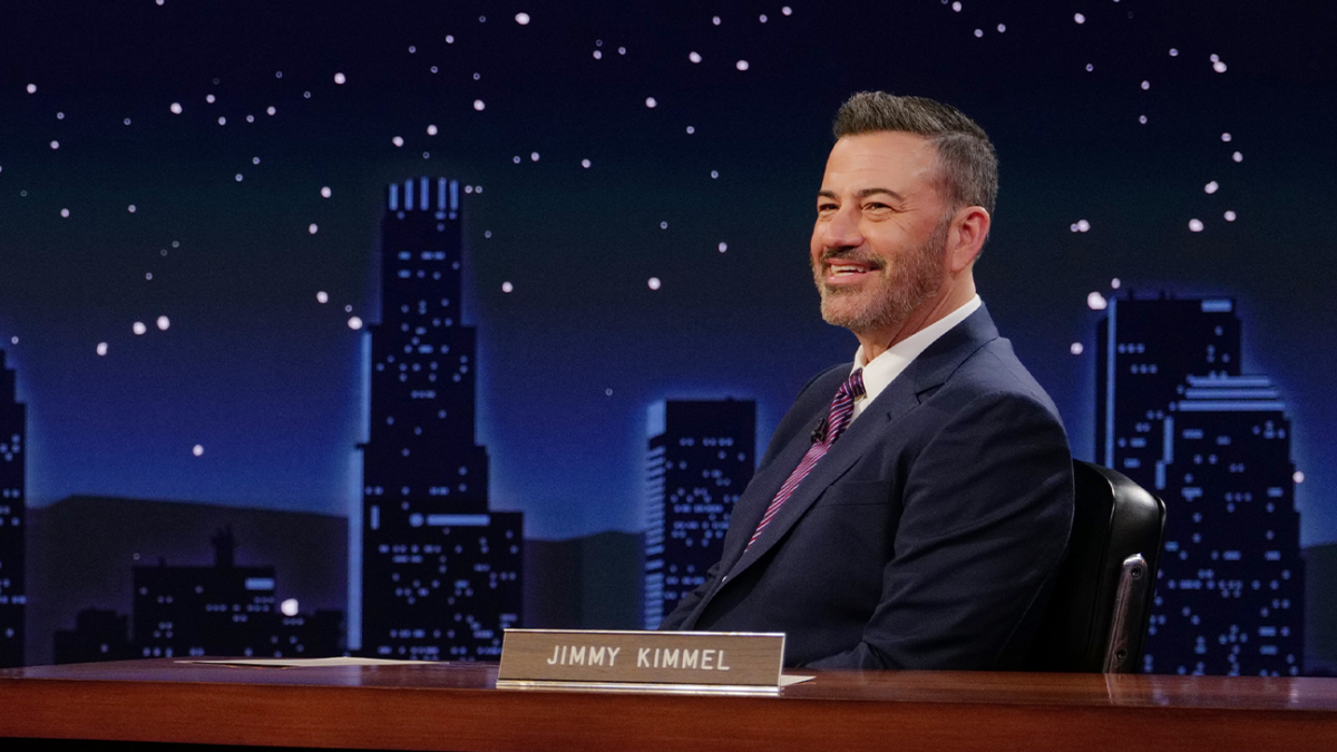 Jimmy Kimmel regresa a la TV tras pausa por comentarios sobre Charlie Kirk