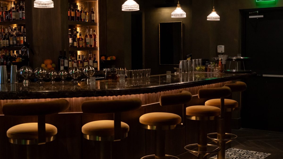 Mae’s Room: The Coconut Grove Hidden Bar Where Hot Fritas Meet Ice-Cold Martinis