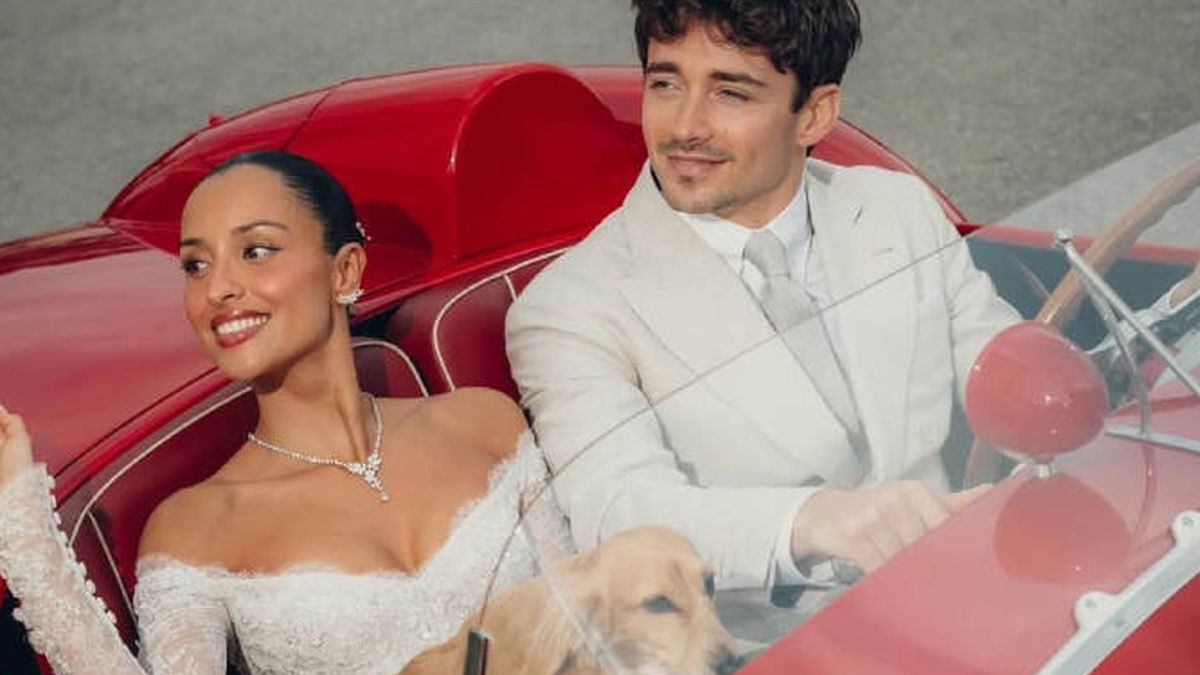 Alexandra Saint Mleux deslumbra con su vestido civil de Paolo Sebastian